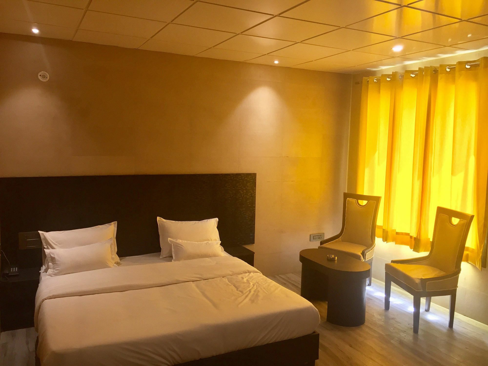Ace Prime Hotel Greater Noida Bagian luar foto